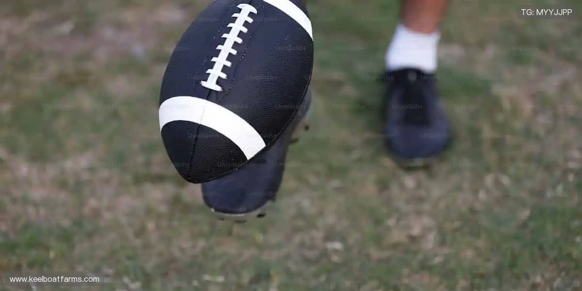 「弹幕互动 + 专家解读，边看边聊才是观赛标配！💬加入直播间，一起嗨翻天！」